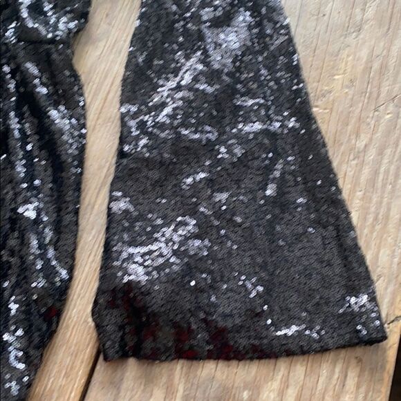 New C & V sequin black Romper - Picture 7 of 7